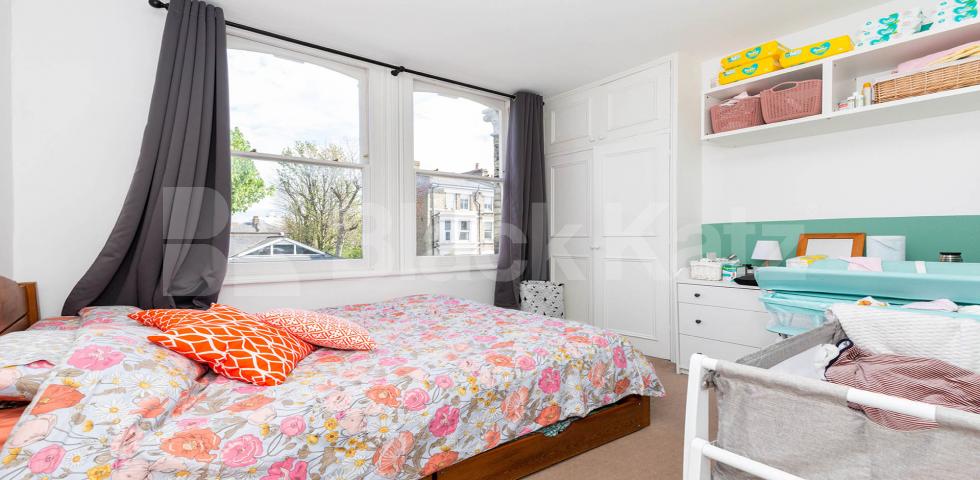 			2 Bedroom, 1 bath, 1 reception Flat			 Coverdale Road, Shepherds Bush